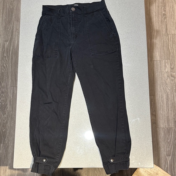 Express Snap Pants - Picture 2 of 6